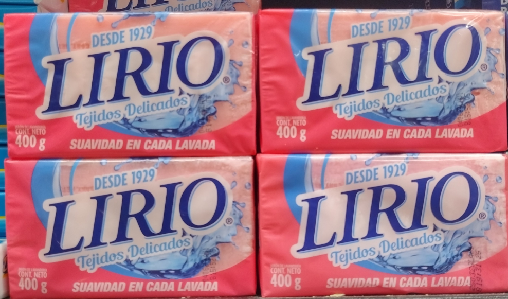 4X LIRIO JABON PARA LAVANDERIA TEJIDOS DELICADOS / LAUNDRY SOAP BARS " GENTLE FABRIC "- 4 BARS OF 400g EACH - FREE SHIPPING