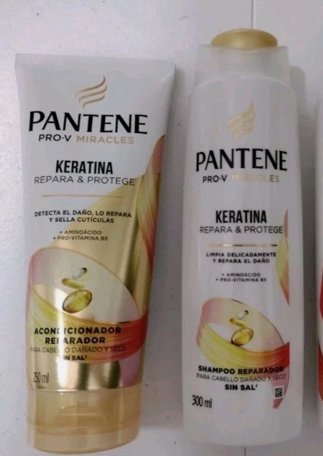 Pantene Keratin ( Keratina ) Shampoo and Conditioner - One Bottle Of Each