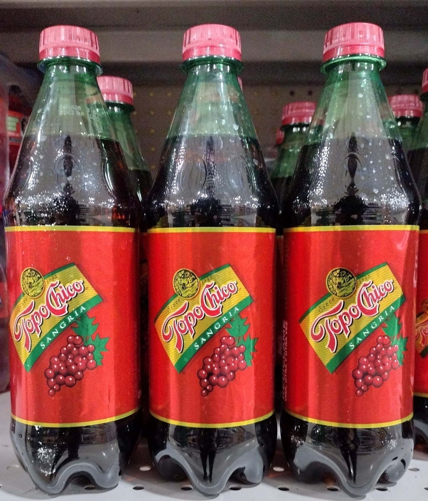 12X TOPO CHICO MINERAL WATER / AGUA MINERAL REFRESCO AUTENTICA MEXICANA - 12 BOTTLES OF 600ml (20.3 oz) EACH - FREE SHIPPING