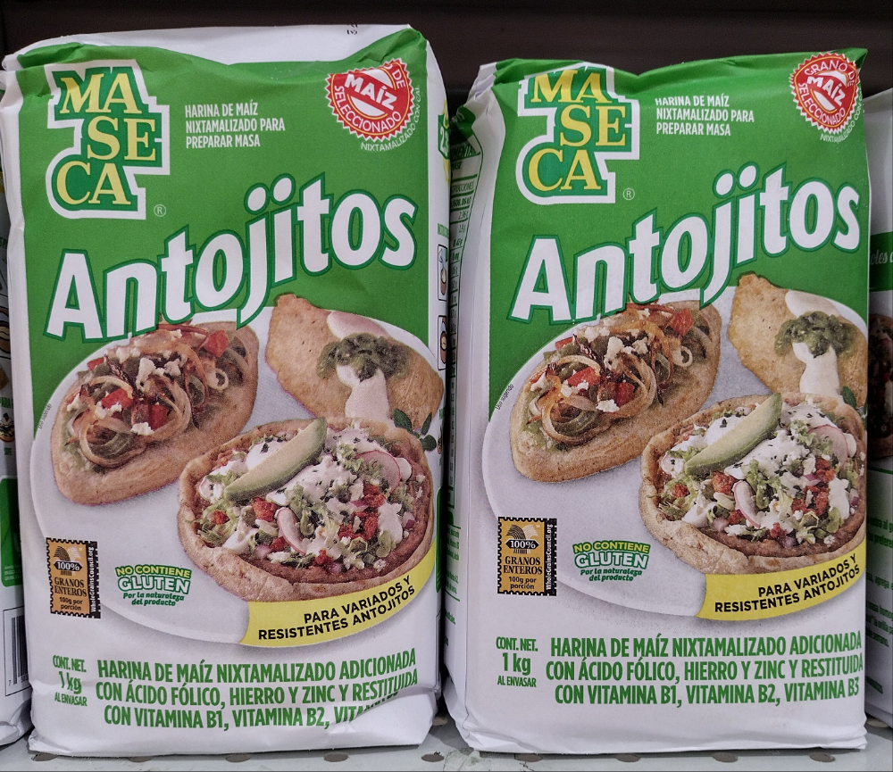 4X MASECA ANTOJITOS HARINA DE MAIZ / CORN FLOUR - 4 BAGS OF 1 KILO (35.3 oz ) EACH - FREE SHIPPING